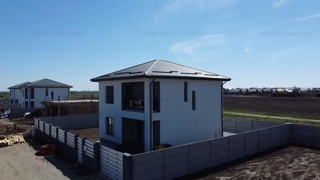 Individuală 4 cam, 120mpu, 400mpt! Finisaje PREMIUM! Comision 0%!