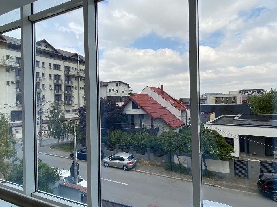 Oportunitate! Spațiu P+2, 450mpu, ideal firmă, clinică sau birouri!