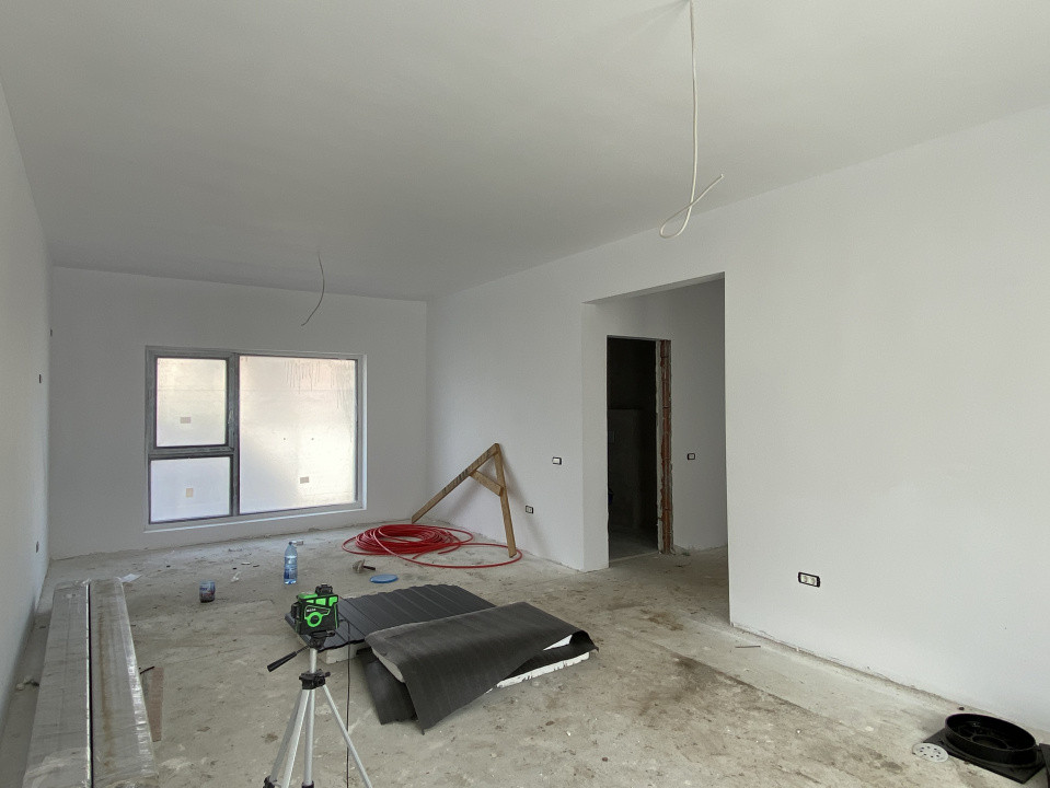 Casă individuală P+1, 4 camere, 430 mp teren, asfalt! Comision 0%