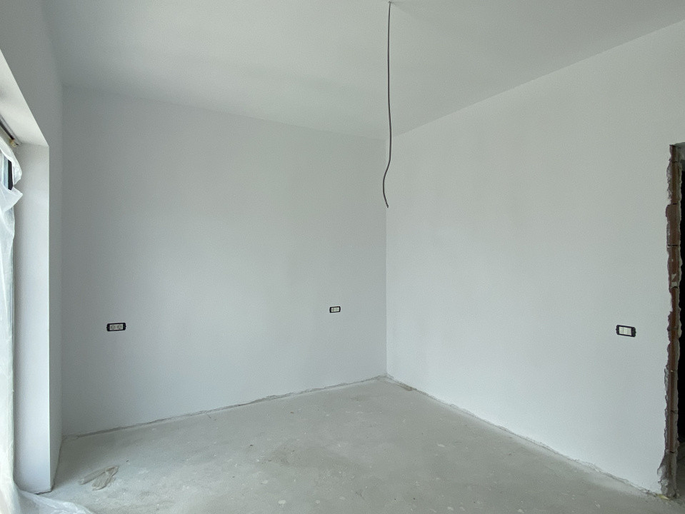 Casă individuală P+1, 4 camere, 430 mp teren, asfalt! Comision 0%
