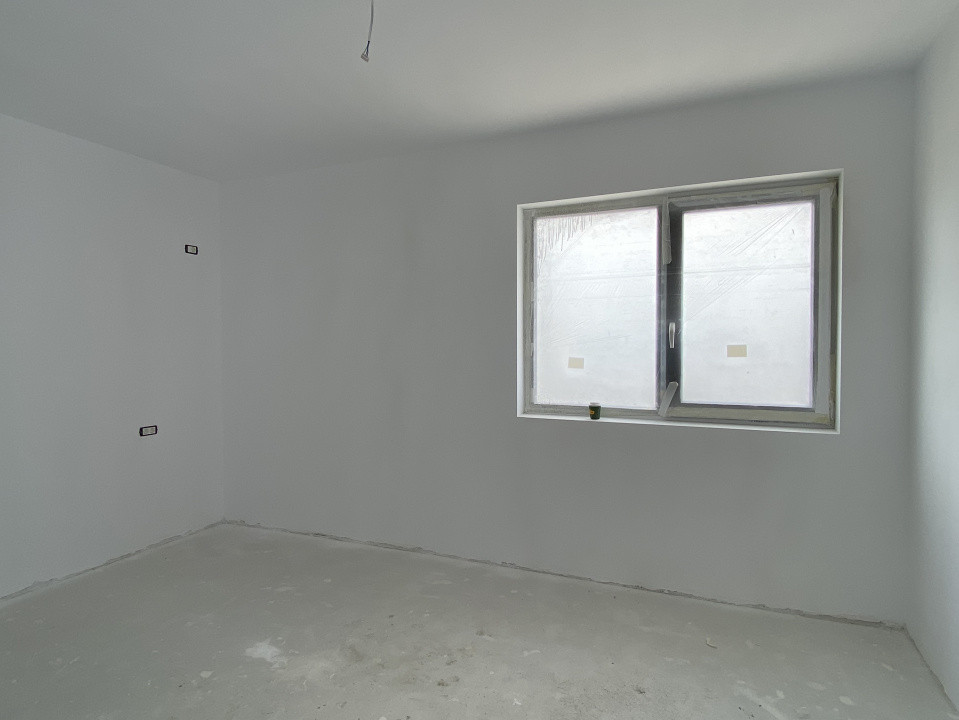 Casă individuală P+1, 4 camere, 430 mp teren, asfalt! Comision 0%