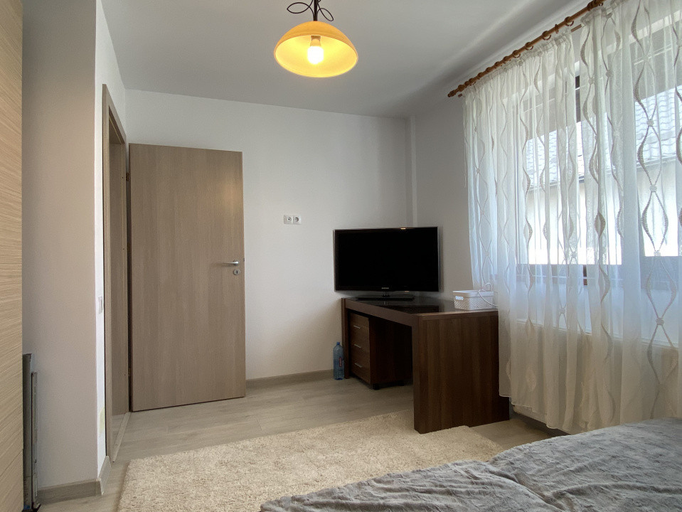 Mutare rapidă! Vilă P+1+pod, 4 cam, 120mpu, mobilată și utilată! 