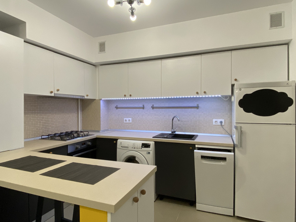Politehnica Park Residence-Loc de parcare subteran! Ap 2 cam, 50mpu! 