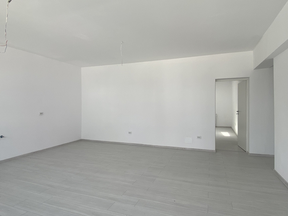 Oportunitate | 4 camere | 200 mp teren | La cheie – Domnești