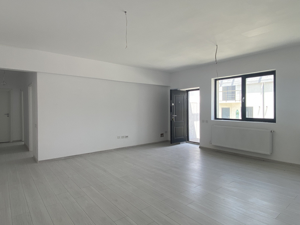 Oportunitate | 4 camere | 200 mp teren | La cheie – Domnești