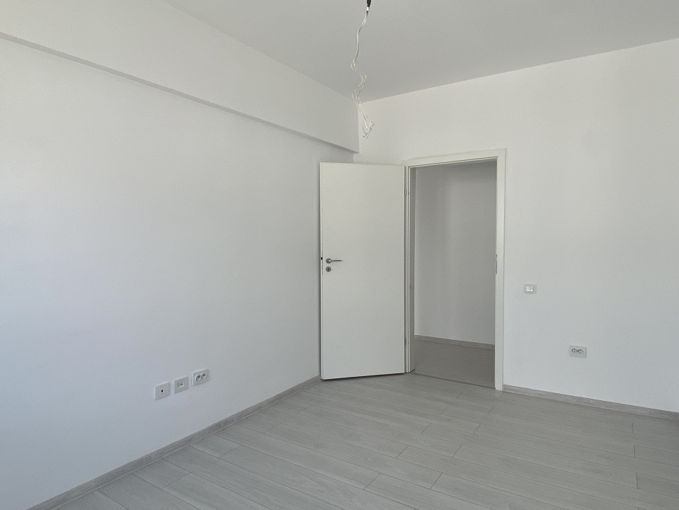 Oportunitate | 4 camere | 200 mp teren | La cheie – Domnești