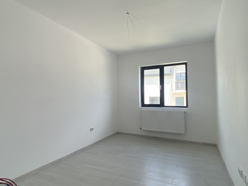 Oportunitate | 4 camere | 200 mp teren | La cheie – Domnești