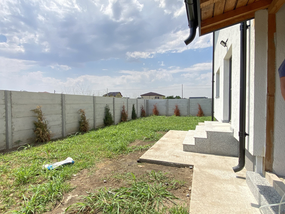 Casă 110mp P+1+pod, 4 camere, 290 mp teren–mutare rapidă, comision 0%