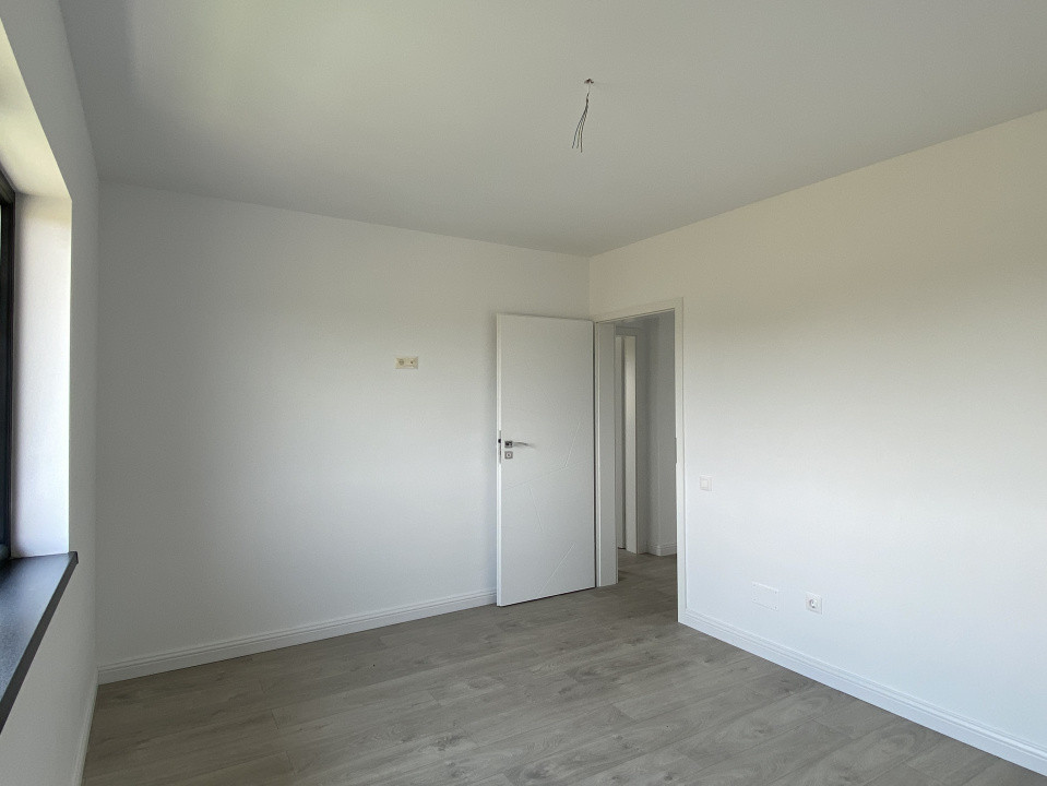 Casă 110mp P+1+pod, 4 camere, 290 mp teren–mutare rapidă, comision 0%