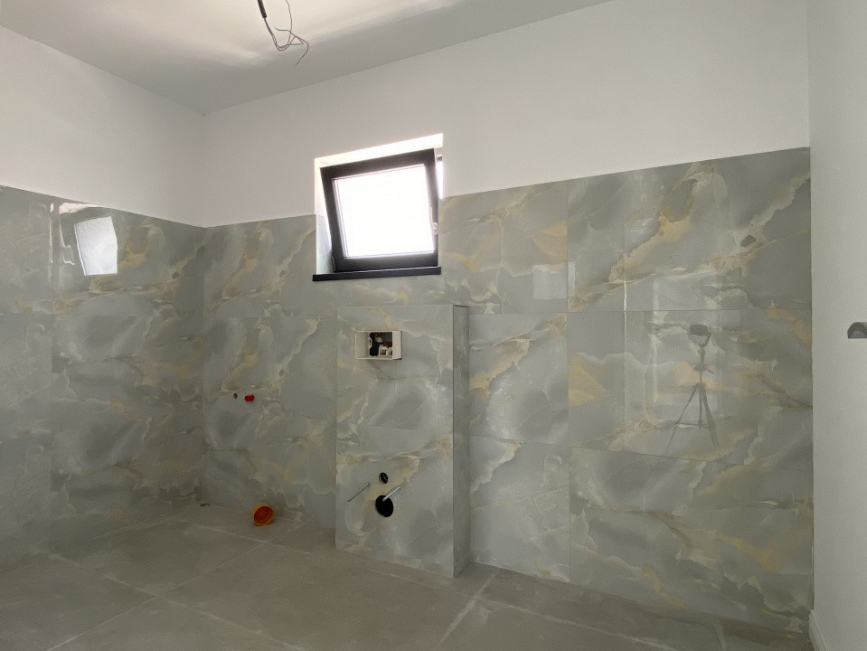Casă 110mp P+1+pod, 4 camere, 290 mp teren–mutare rapidă, comision 0%