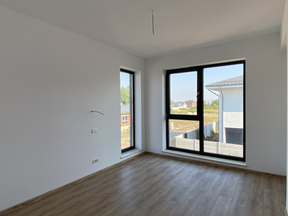 Casă P+1+pod, 5 camere, 155 mp utili, teren 433 mp, mutare rapidă!