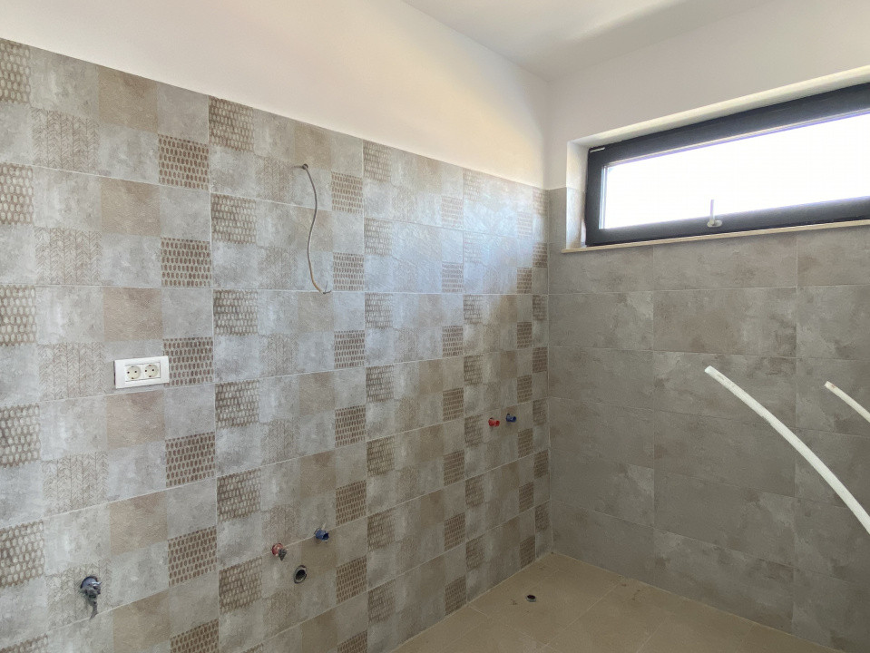 Casă P+1+pod, 5 camere, 155 mp utili, teren 433 mp, mutare rapidă!
