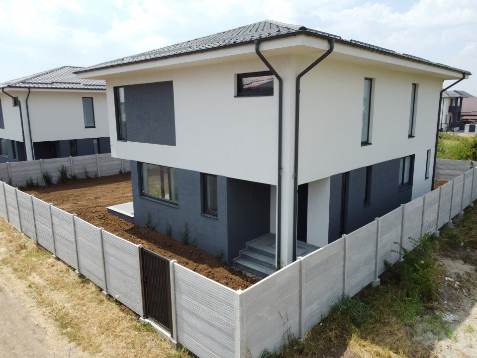 Casă P+1+pod, 5 camere, 155 mp utili, teren 433 mp, mutare rapidă!
