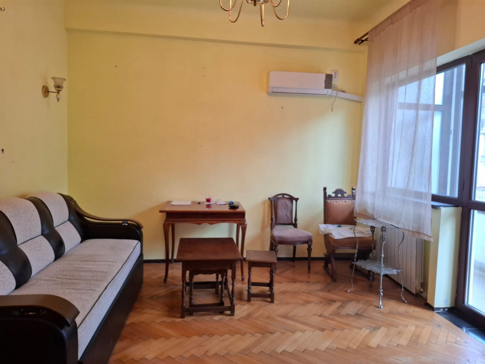 Apartament 2 camere, Piata A. Lahovari, IDEAL INVESTITIE
