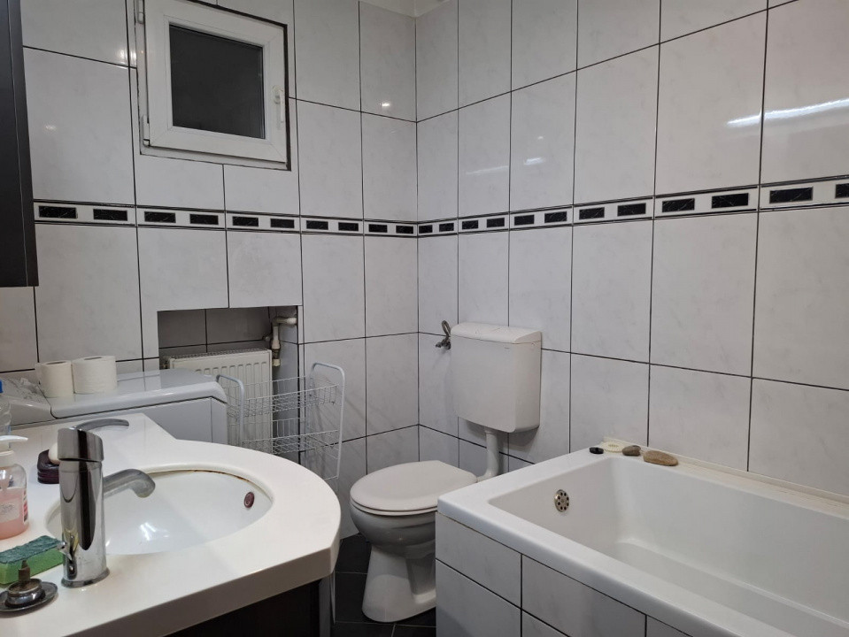 Apartament 2 camere, Piata A. Lahovari, IDEAL INVESTITIE