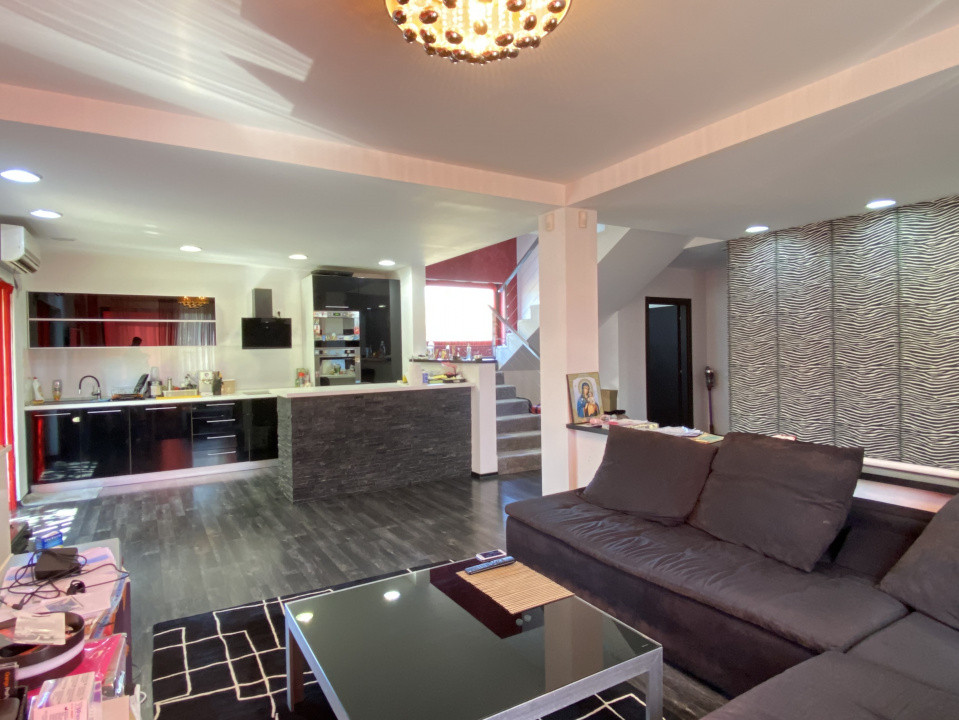 Vila complet mobilată, 4 camere, garaj, 414 mp teren, comision 0%