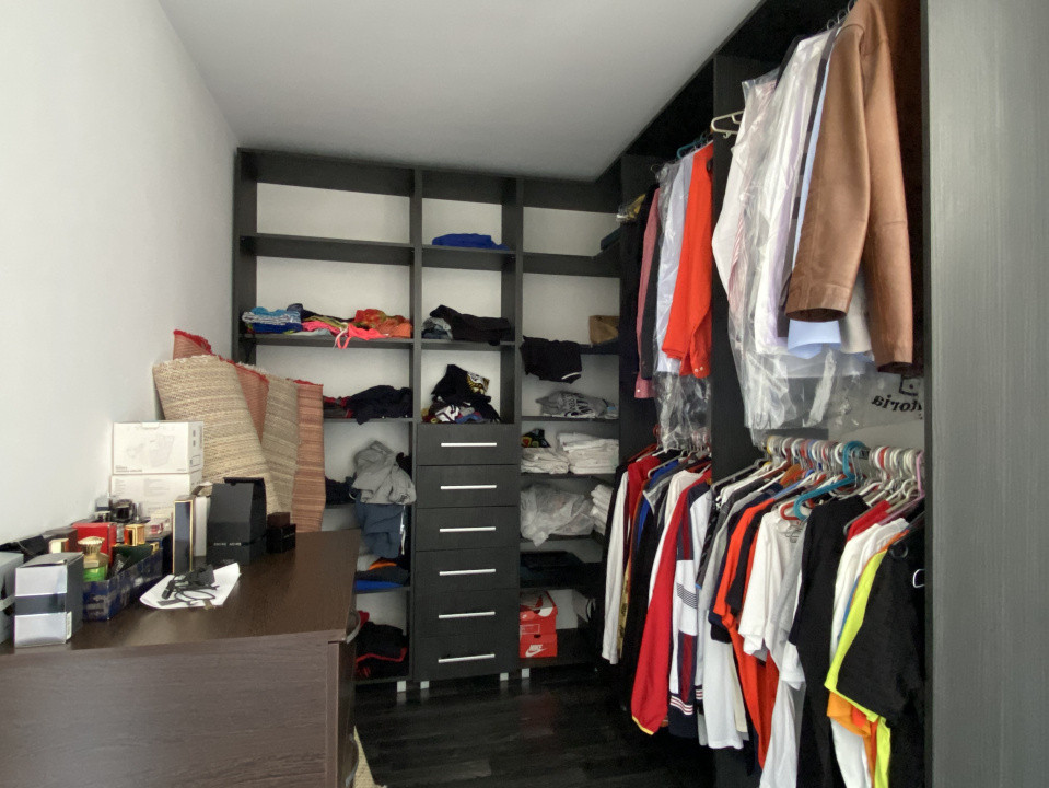 Vila complet mobilată, 4 camere, garaj, 414 mp teren, comision 0%