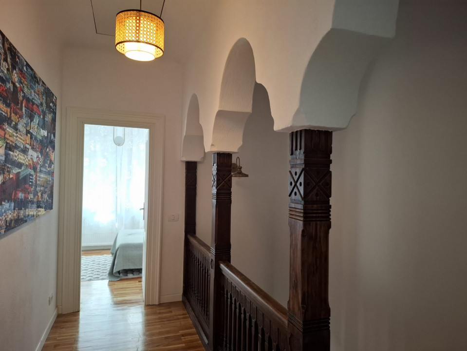 Capitale, Vila interbelică 8 camere, 222mp utili, curte și 3 locuri parcare!