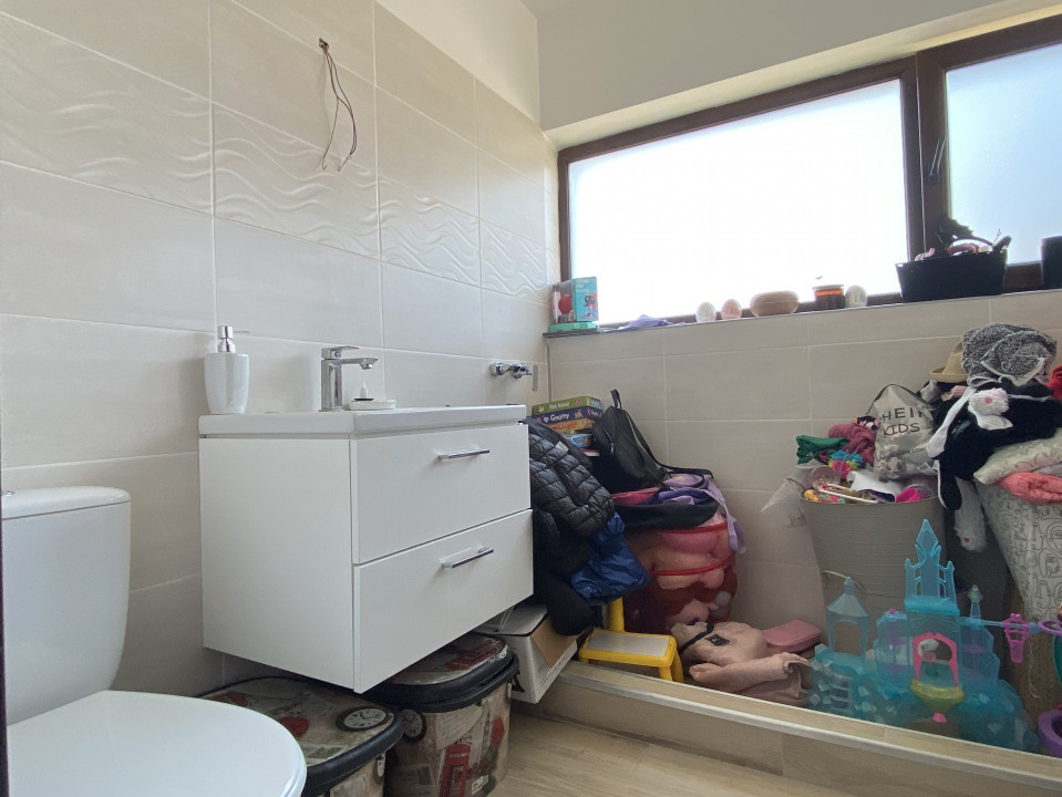 NOU! Mutare rapida! Casa 4 camere 110mp, incalzire prin pardoseala! 