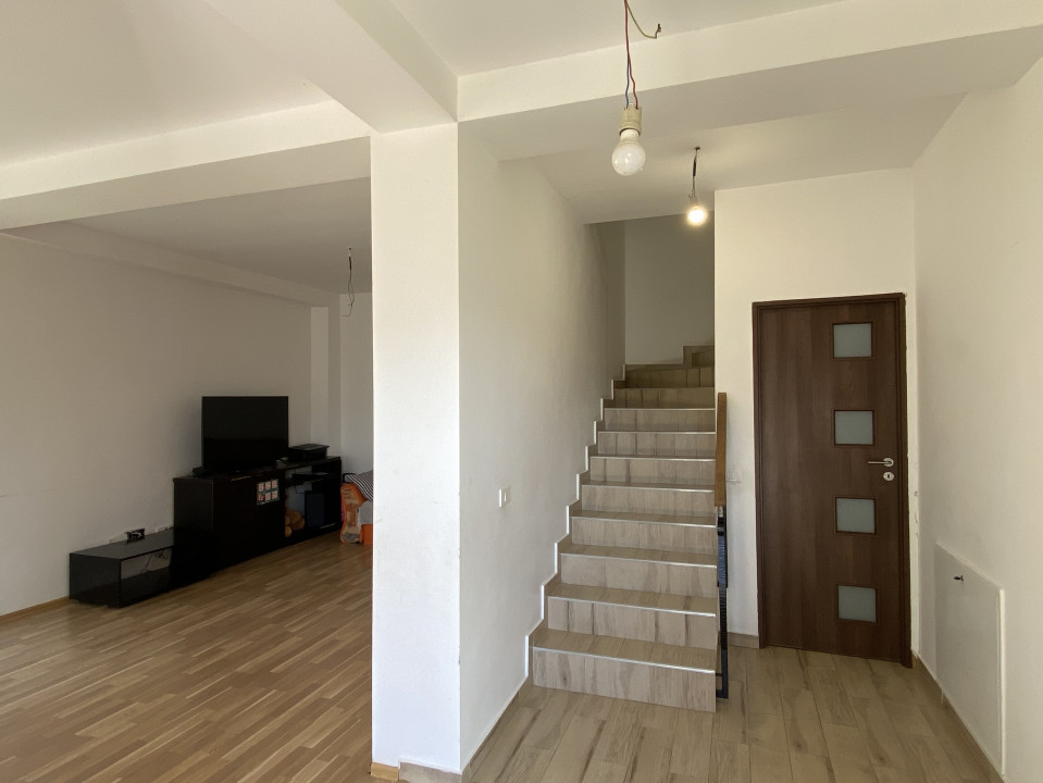 NOU! Mutare rapida! Casa 4 camere 110mp, incalzire prin pardoseala! 