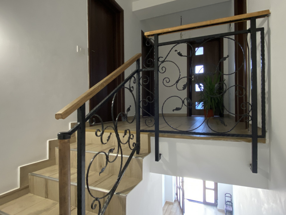 NOU! Mutare rapida! Casa 4 camere 110mp, incalzire prin pardoseala! 