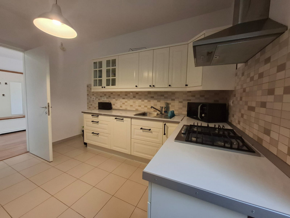 Ap 3 cam, 123mp, 2 locuri parcare, pet friendly – Erou Iancu Nicolaie