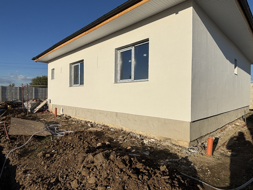 Casă individuală parter, 4 camere, 400 mp teren, Comision 0%!