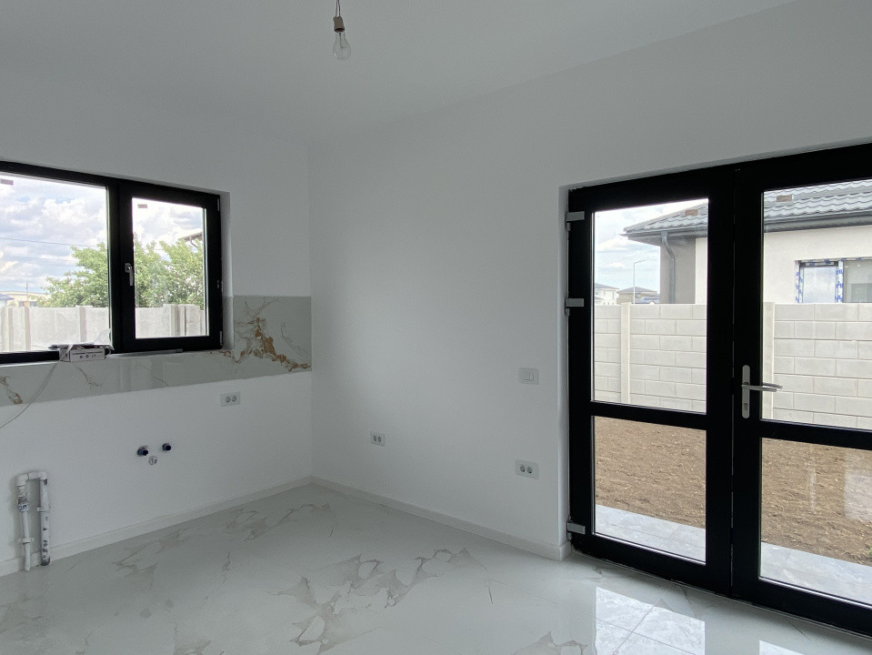 Casa parter 4 cam, 380mp teren, finisaje PREMIUM, STB! Comision 0%