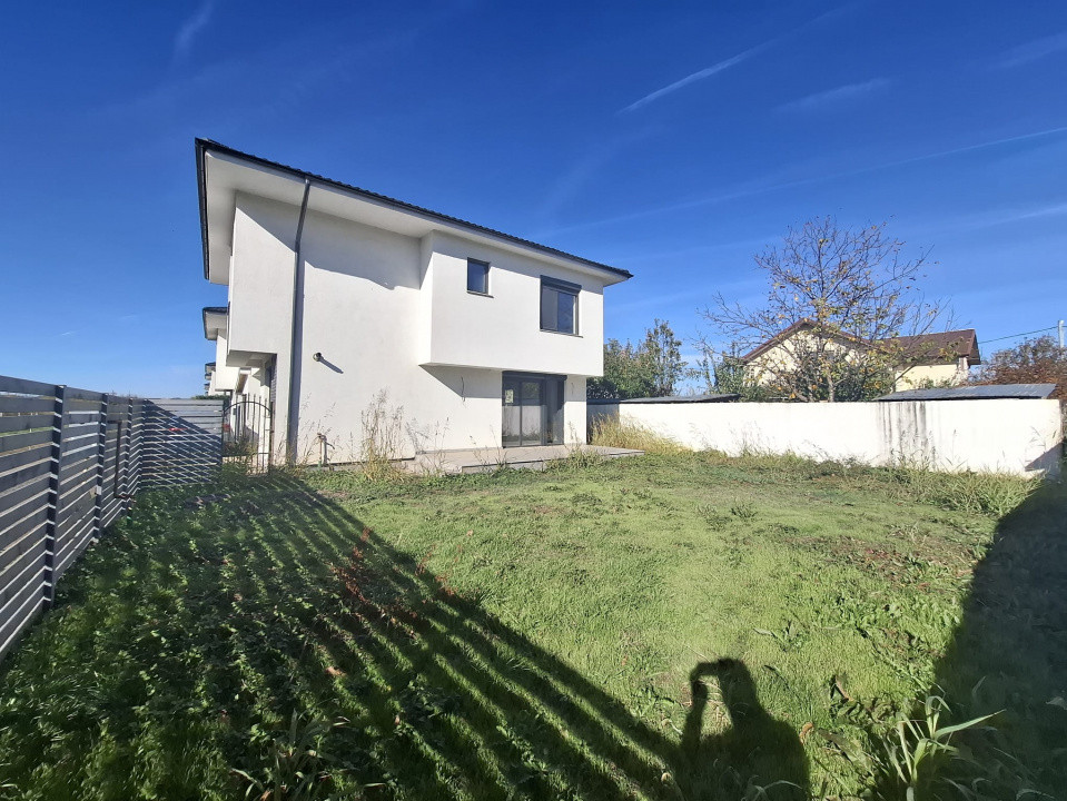 Vila modernă Pasarea (Branesti) 4 cam, garaj toate utilitățile!