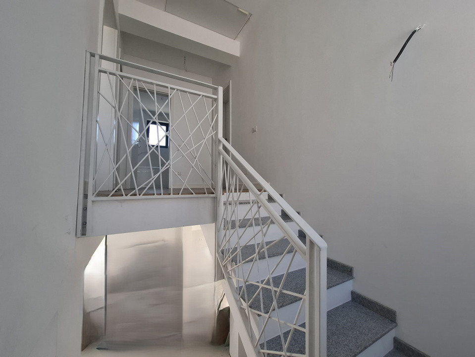 Vila modernă Pasarea (Branesti) 4 cam, garaj toate utilitățile!