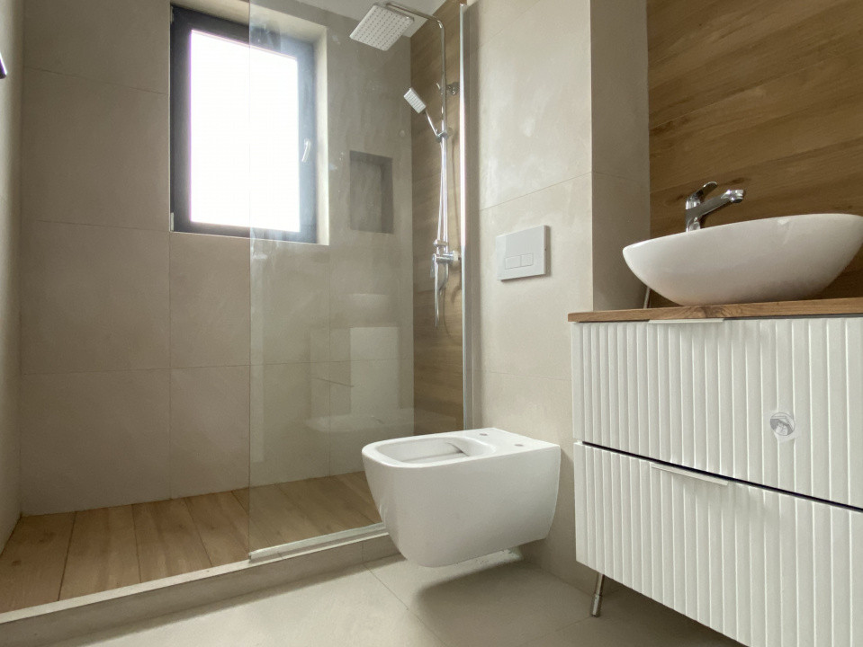 Liniște, natură și confort – casă nouă, 4 cam, la cheie în Tegheș! 