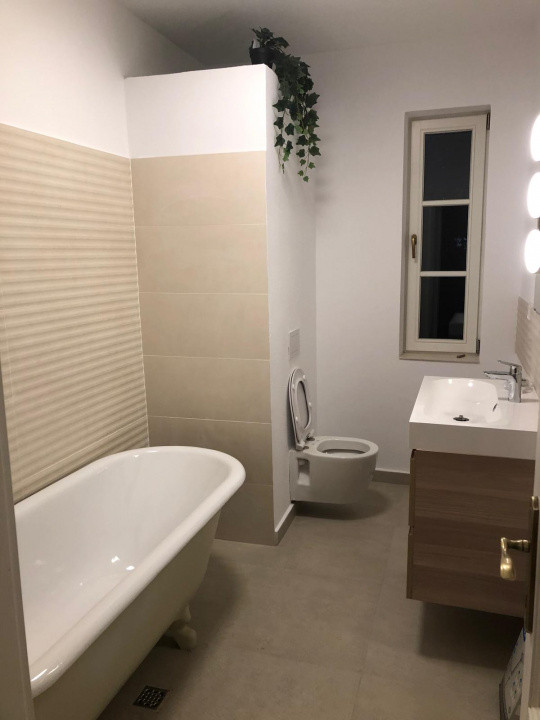 Capitale, Vila interbelică 7 camere, 222mp utili, curte și 3 locuri parcare!