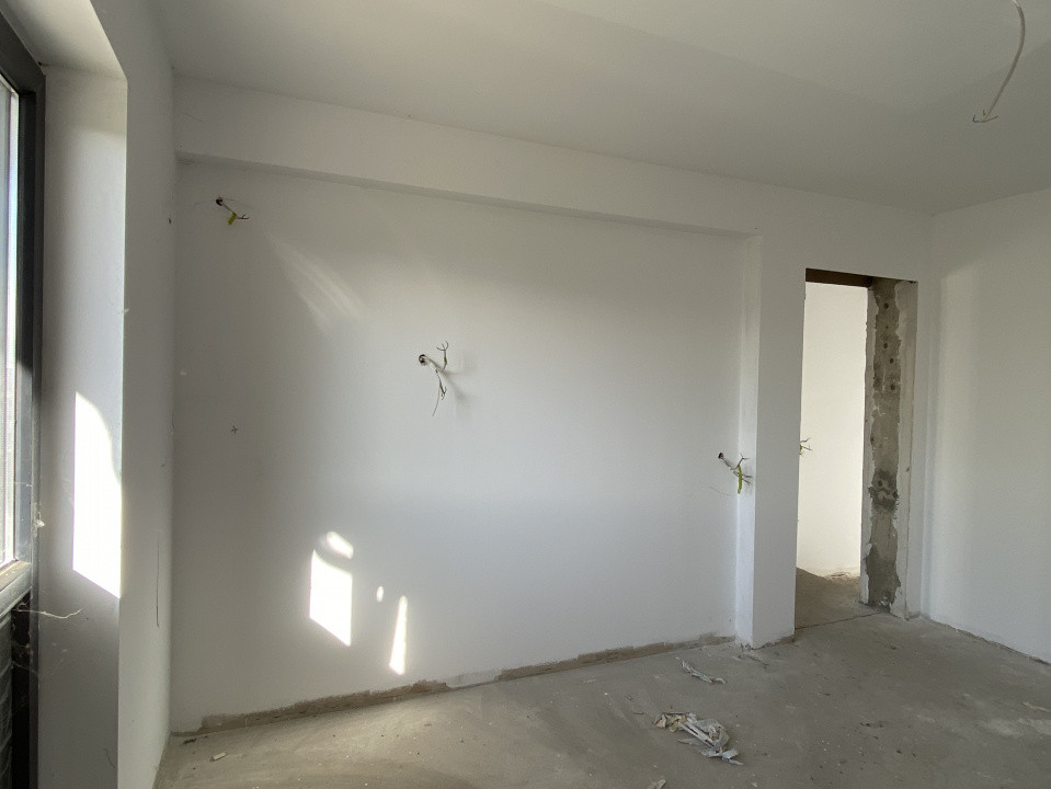 Nou! Casa tip cub, 3 camere, utilitati si curte! Comision 0%!