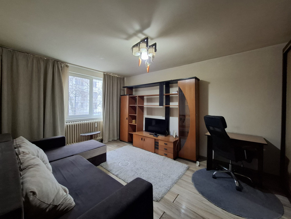 Garsoniera de vanzare Valea Ialomitei - Drumul Taberei