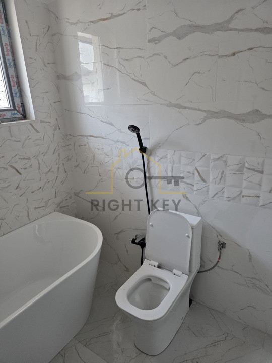 Ocazie! Casa P+pod placa, teren 250mp, clinceni! Comision 0%!