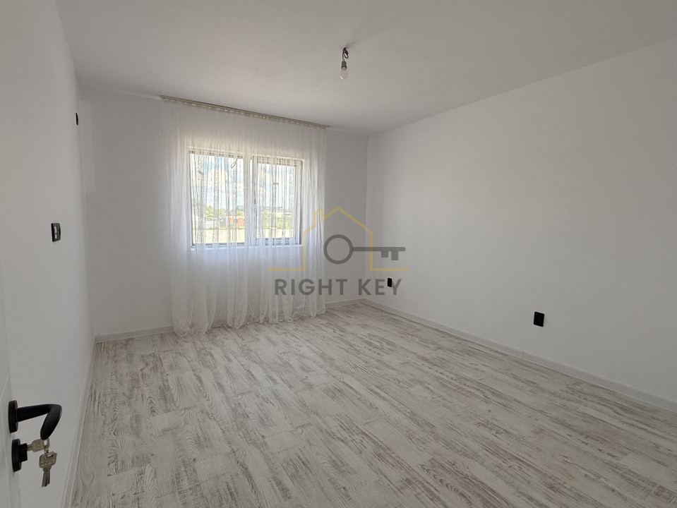 Super Pret! Casa P+pod placa, teren 250mp, clinceni! Comision 0%!