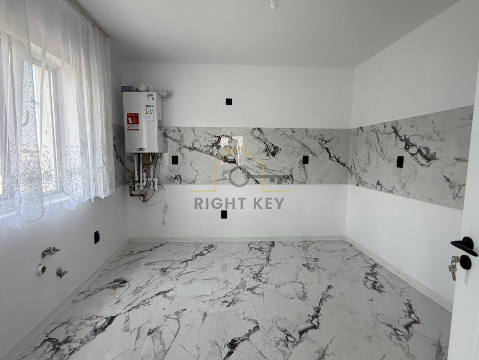 Super Pret! Casa P+pod placa, teren 250mp, clinceni! Comision 0%!