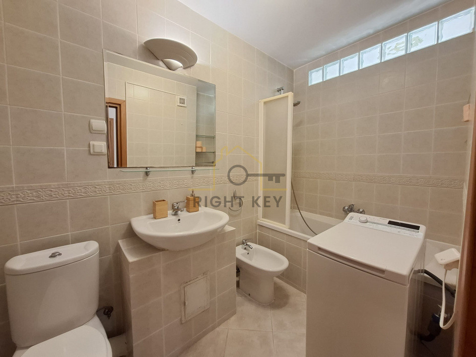 Mega Mall-garsoniera de inchiriat recent renovata