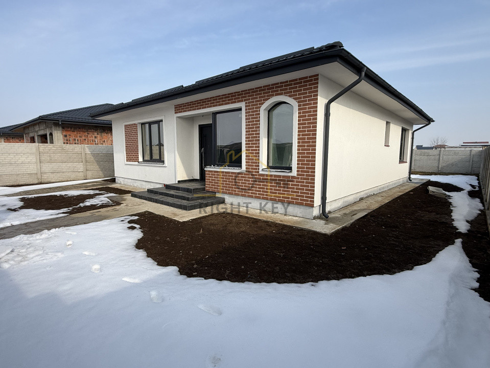 Casa pe parter, pod depozitare, 4 camere, teren 500mp! Comision 0%!