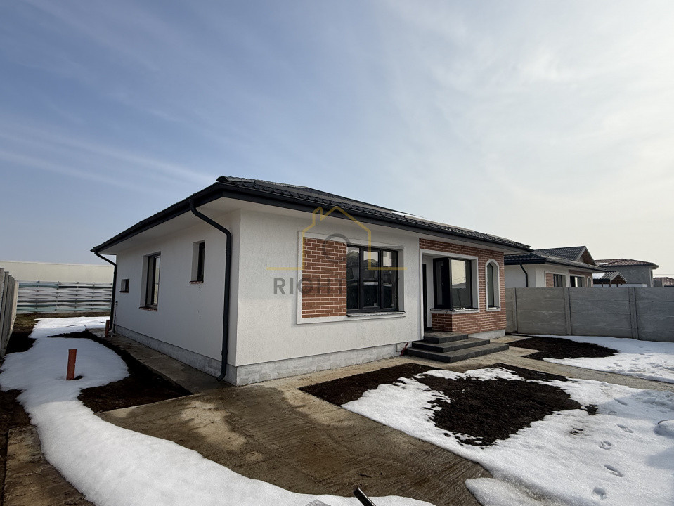 Casa pe parter, pod depozitare, 4 camere, teren 500mp! Comision 0%!