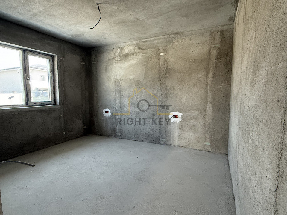 Oportunitate! Casa tip duplex, 3 cam, placa, T: 250mp! Comision 0%!