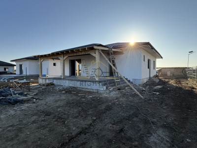 Zona linistita, STB, casa P+pod, placa, finisaje premium! Comision 0%!