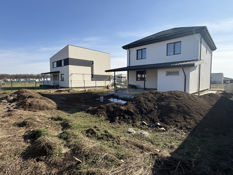 Casa moderna in zona rezidentiala! 4 camere, teren 560mp! Comision 0%!
