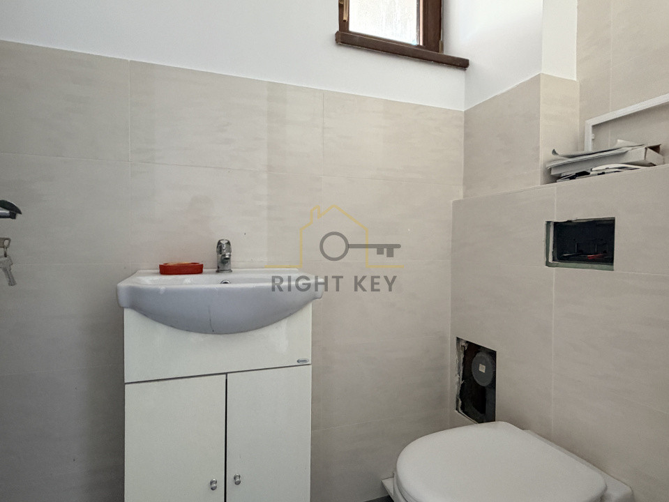 Oportunitate!Duplex 4 cam, 125mp, asfalt, toate utilitățile!Comision0%