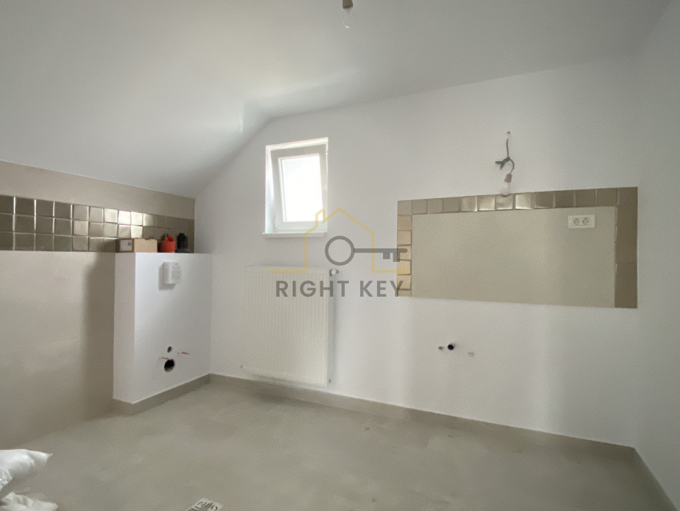 Mutare rapidă! Casa P+1+pod, 4 cam, 110mp, STB, utilități! Comision 0%