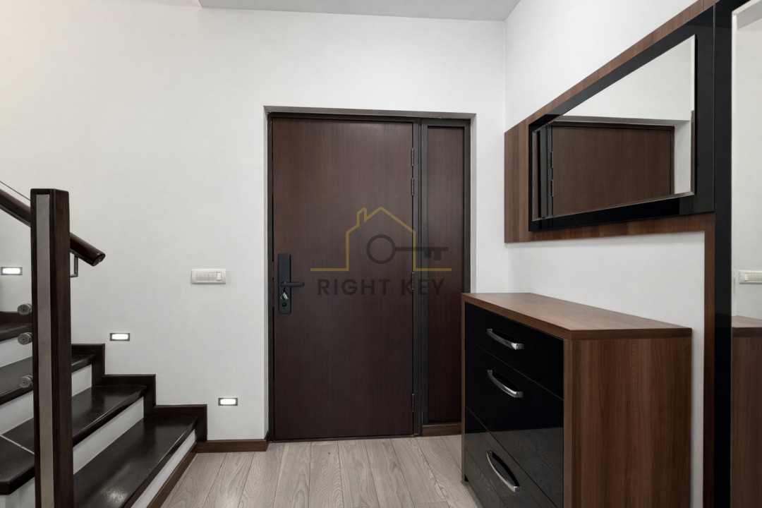 Vila Smart, Premium, 327mpu, 1000mpt, mobilata si utilata, 18kw!