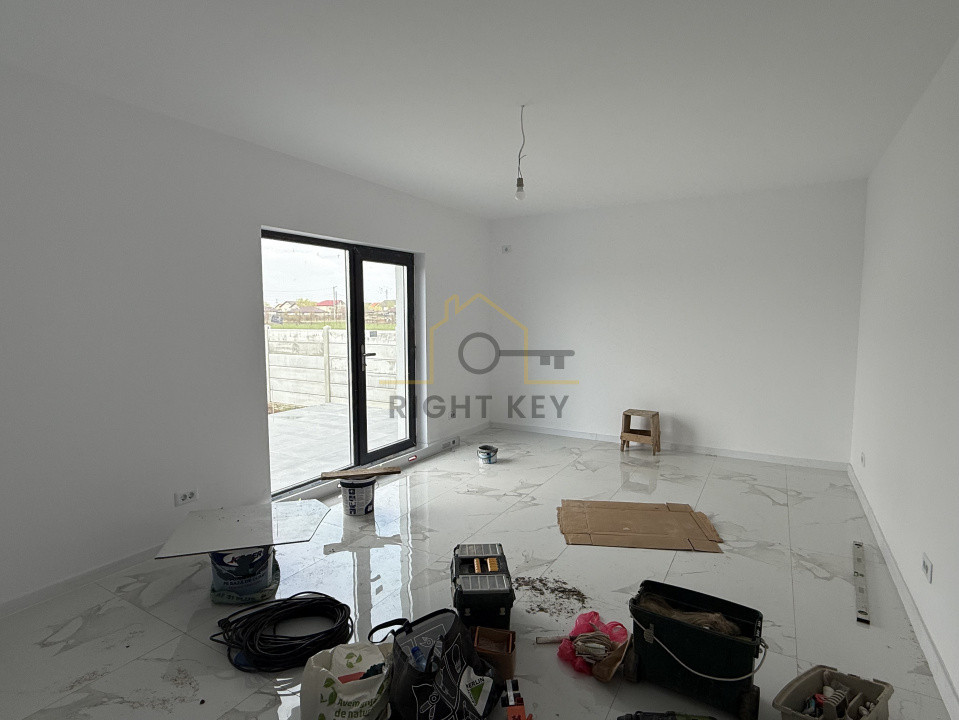 Casa Noua P+Pod, Clinceni, Teren 400 mp, Placa Beton, Comision 0%