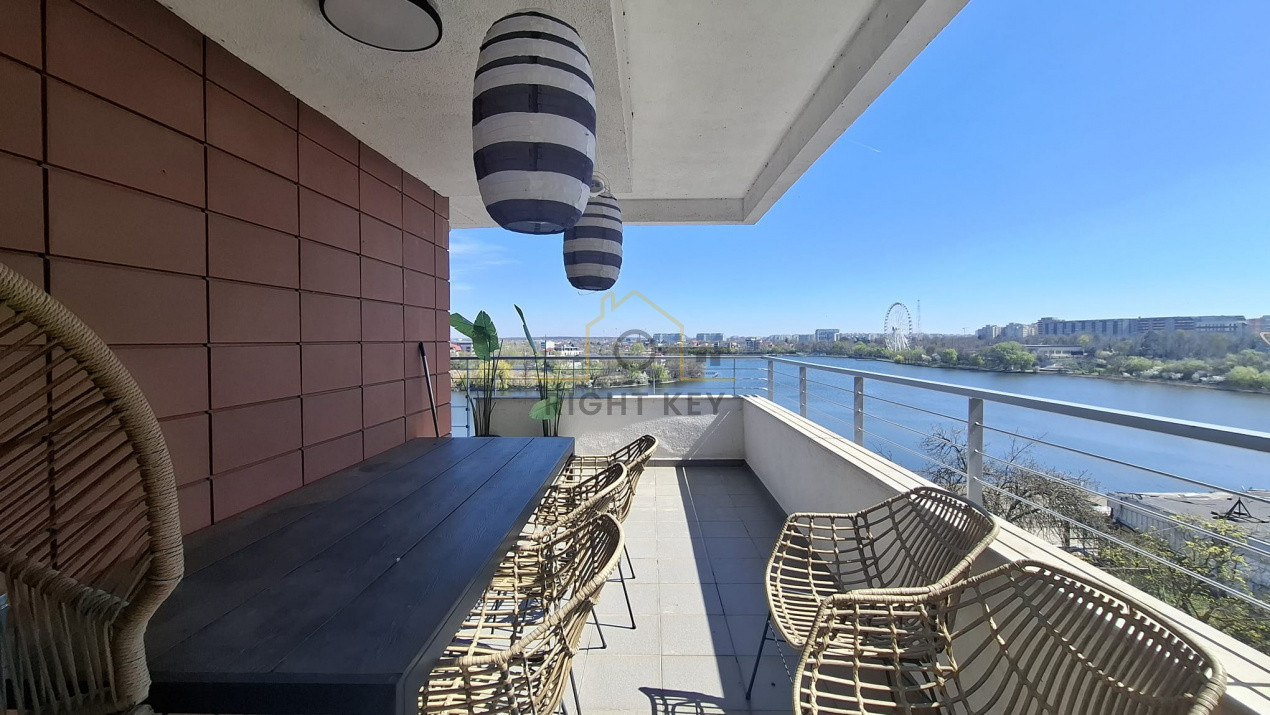 Apartament 3 camerere, 93 mp utili Lake View Supeb /  Parcare Subterana