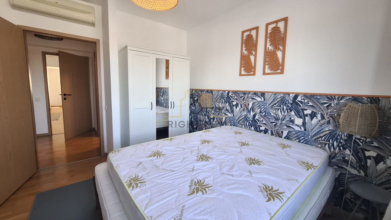 Apartament 3 camerere, 93 mp utili Lake View Supeb /  Parcare Subterana