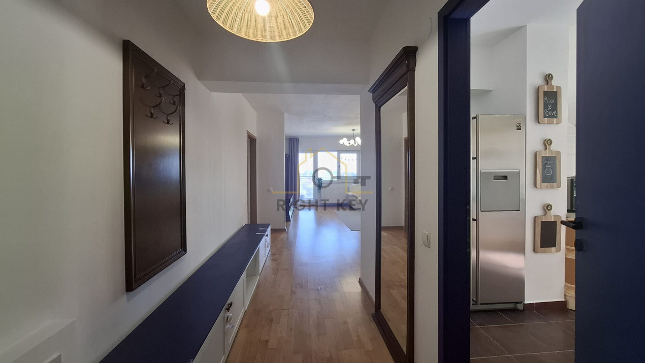 Apartament 3 camerere, 93 mp utili Lake View Supeb /  Parcare Subterana